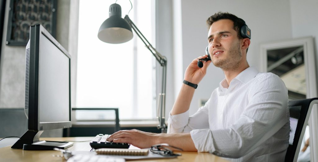 pexels yankrukov 8867431